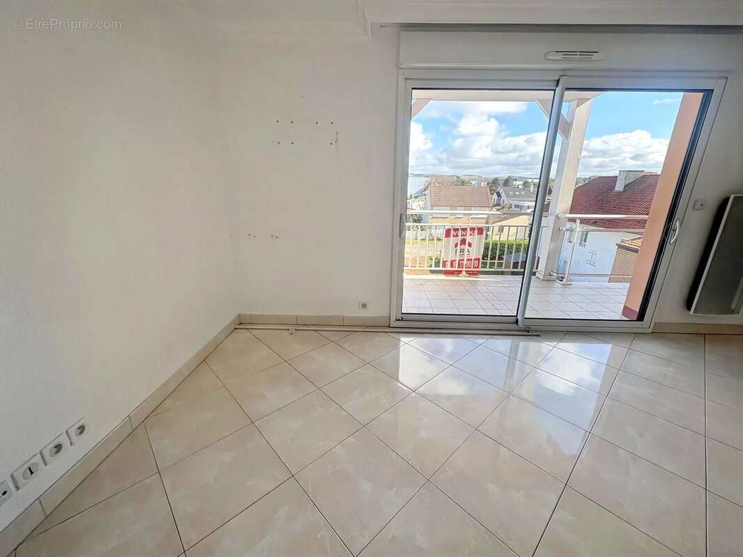 Appartement à CAMIERS