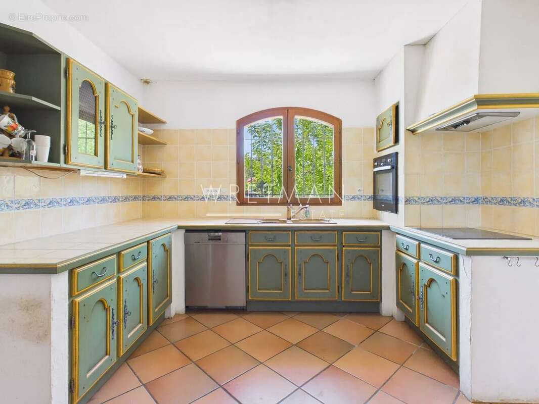 Maison à MONTAUROUX