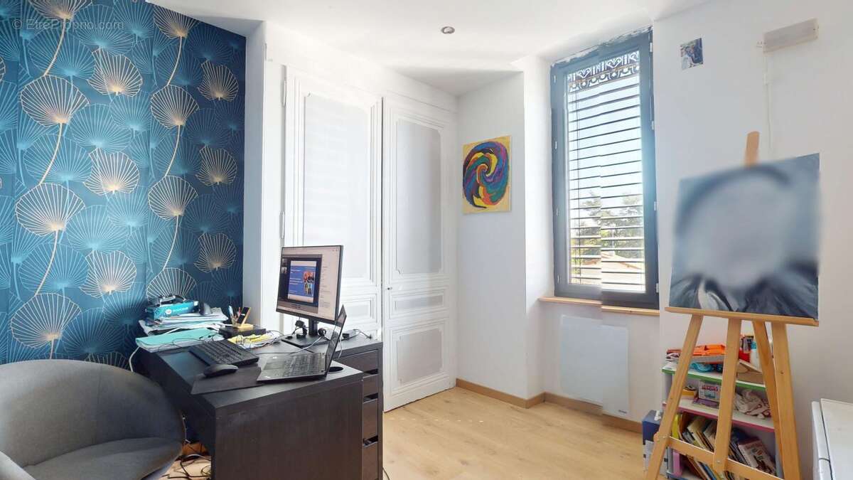 Appartement à LENTILLY