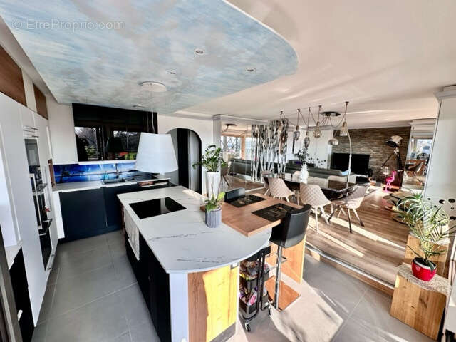 Appartement à FERNEY-VOLTAIRE