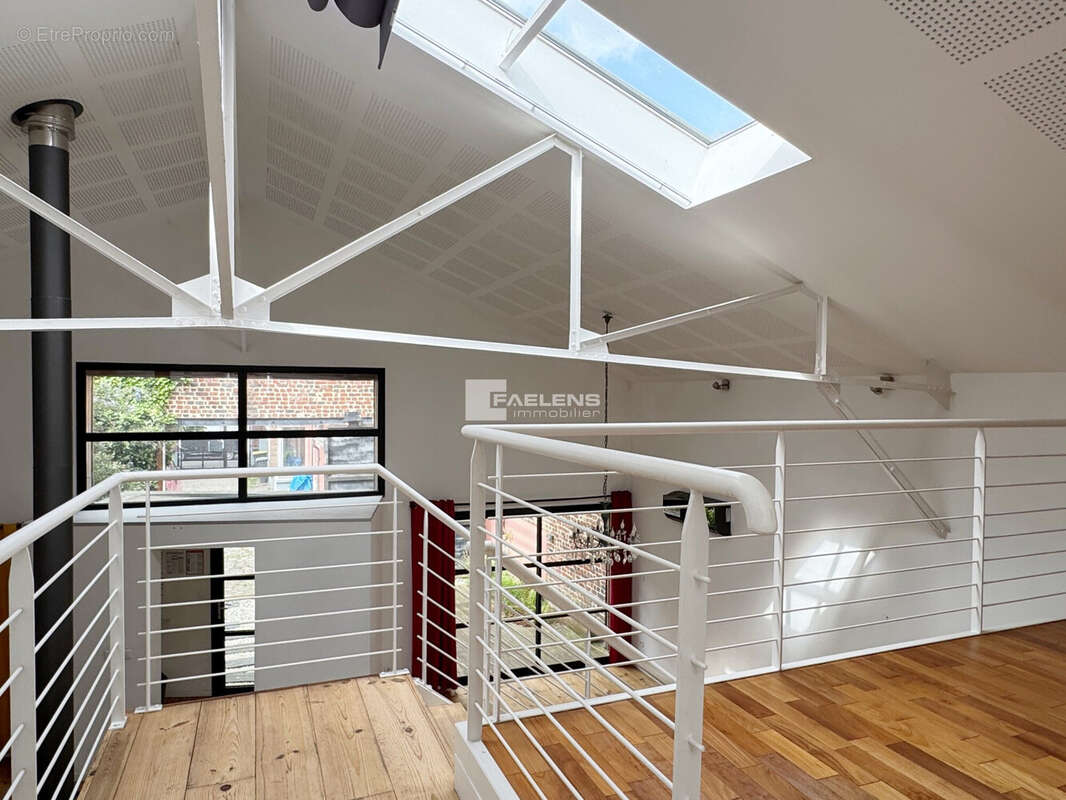Maison 180 m² à Lille  - photo 4