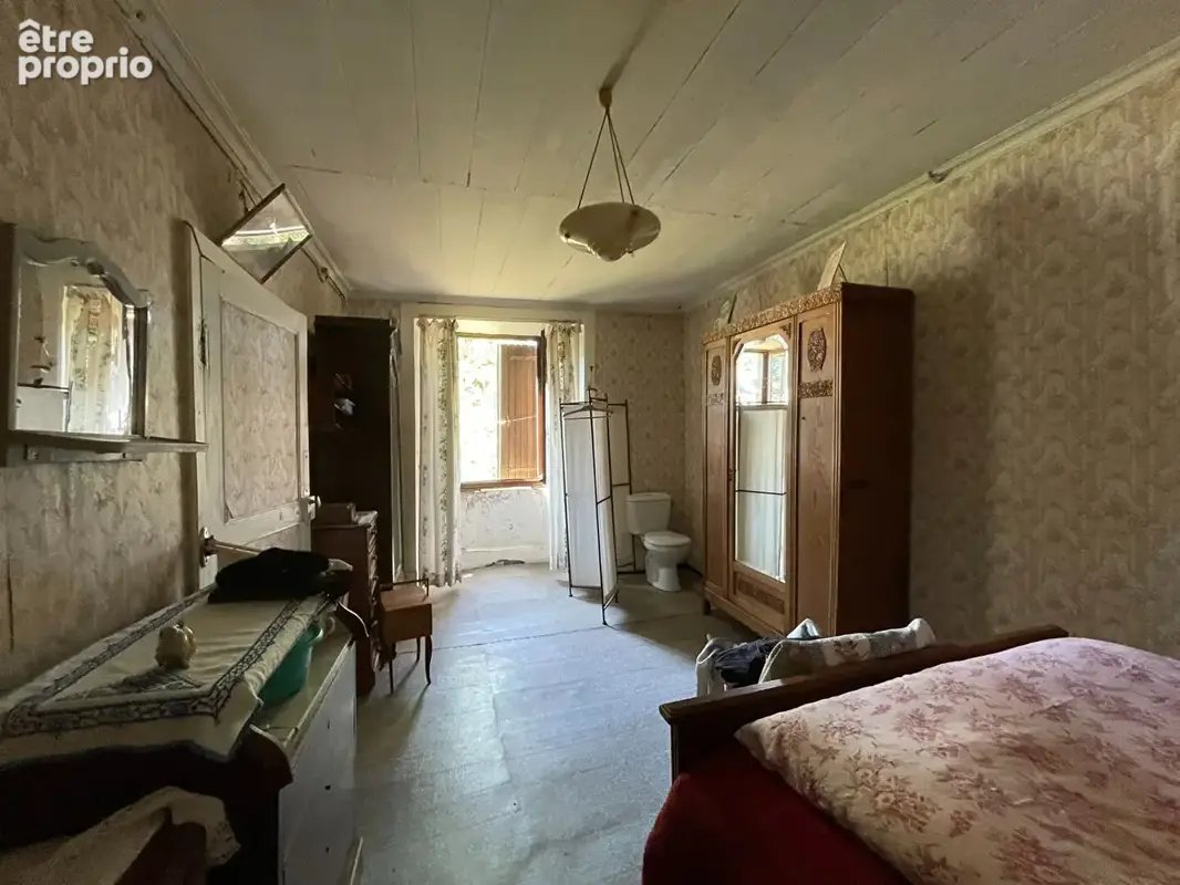 Maison en pierres avec grange attenante - photo 7