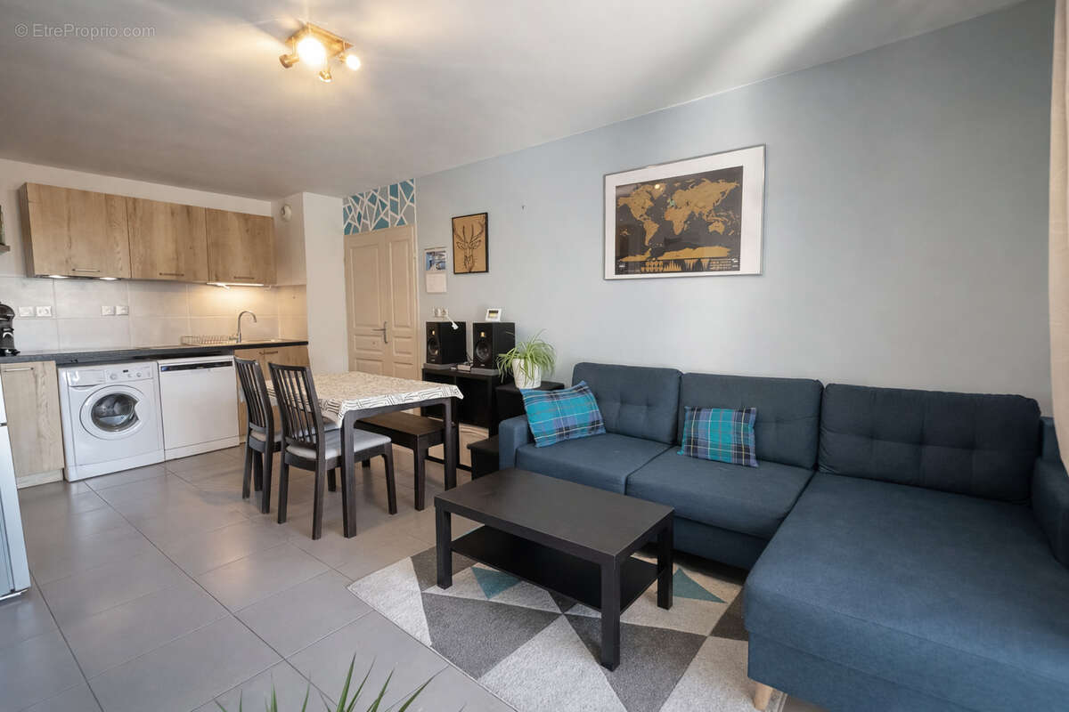 Appartement à CASTELNAU-LE-LEZ