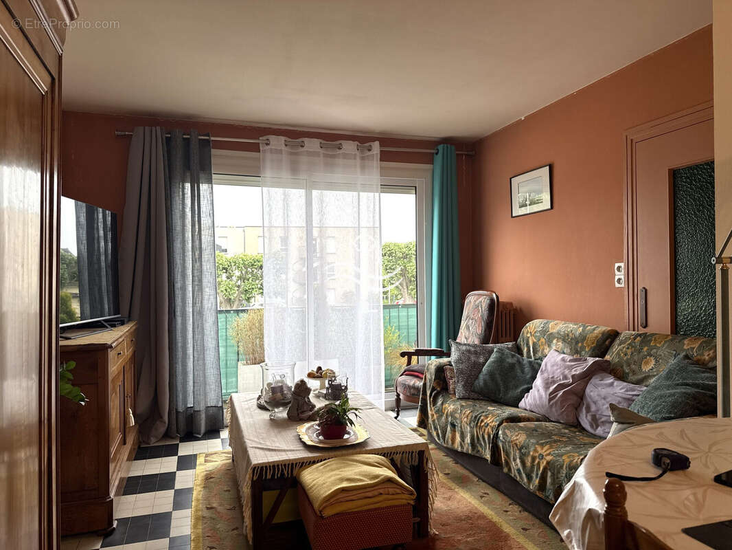 Maison à BRETTEVILLE-SUR-ODON