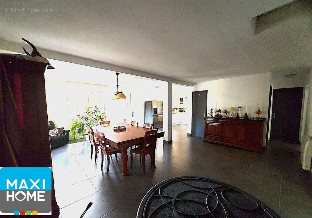 Maison à LAVAL-PRADEL