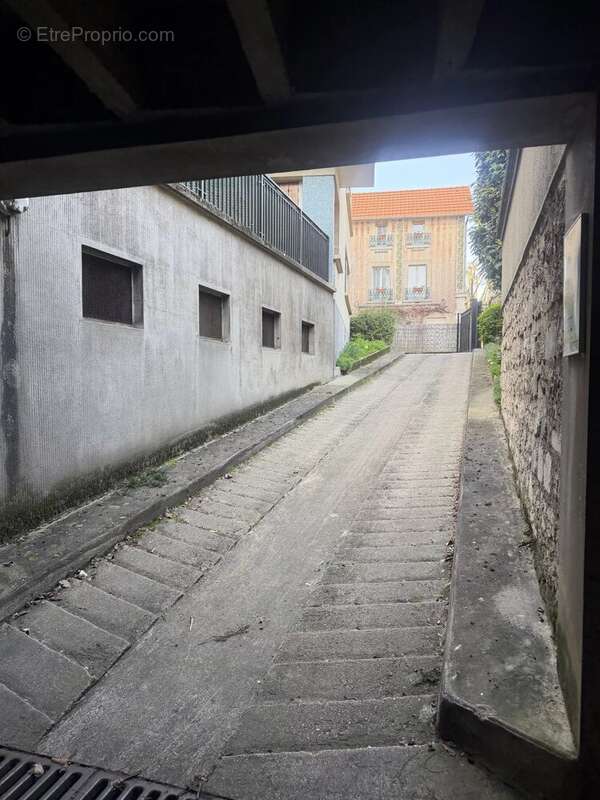 Parking à SAINT-MAURICE