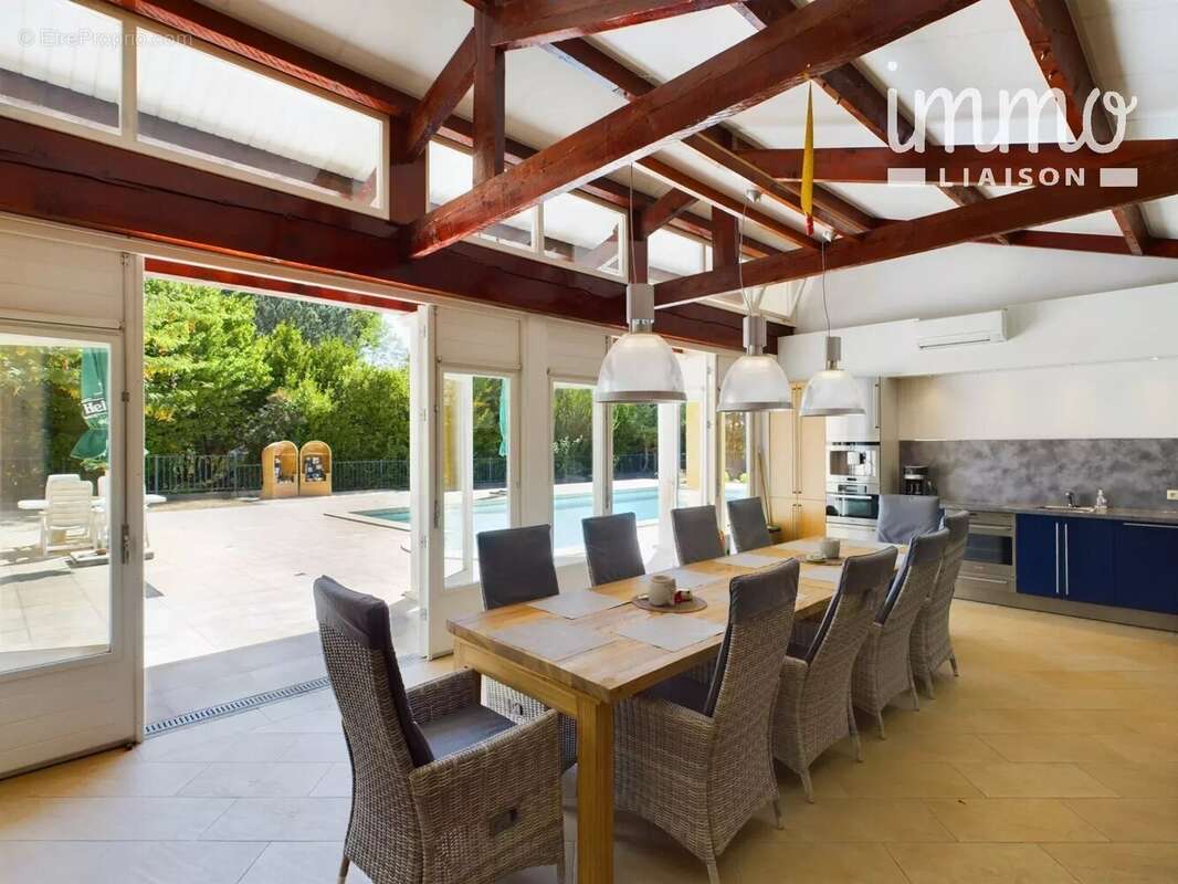 Maison à VALLON-PONT-D'ARC