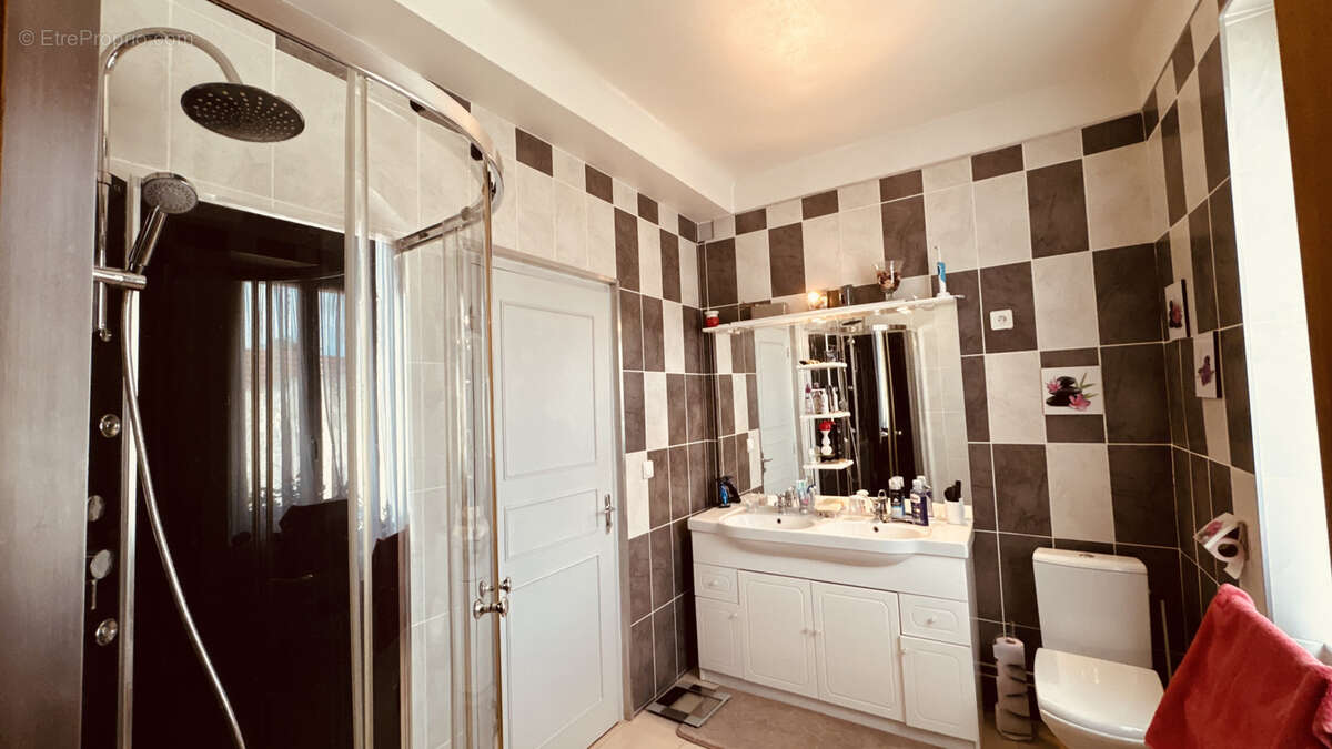 Charmante maison  au coeur de ROUVRAY avec dépendances en très bon état avec jardin d'env. 767 m2 346  500 €. - photo 23