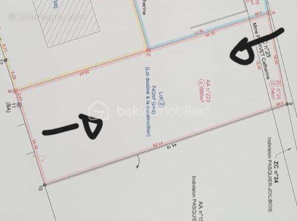 Terrain constructible de 740m² et viabilisé - photo 2