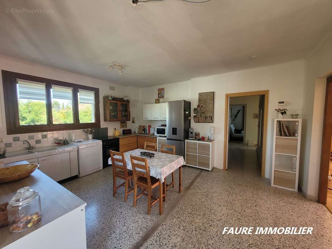 Maison à CREMIEU
