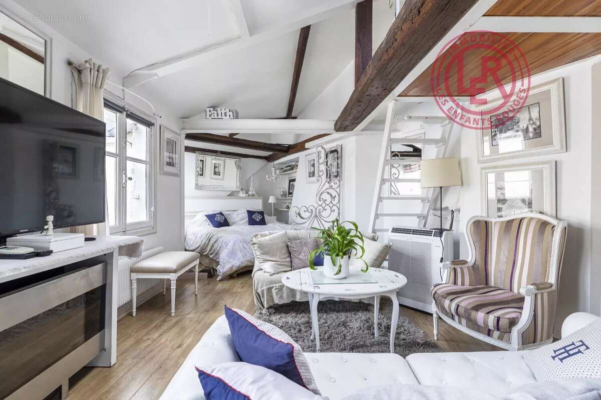 Appartement à PARIS-6E