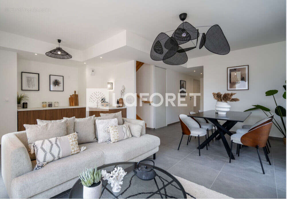 Appartement à GIVORS