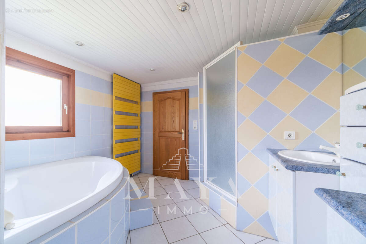 Maison à MUESPACH-LE-HAUT