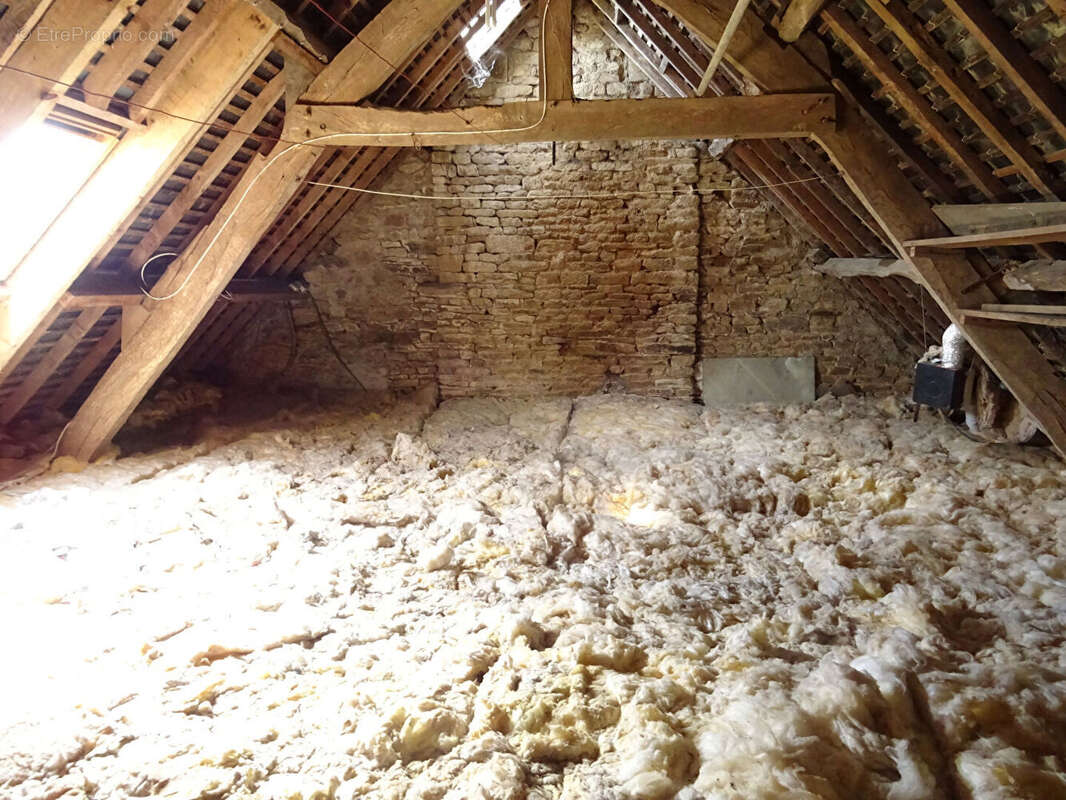 Maison à JUVIGNY-LE-TERTRE