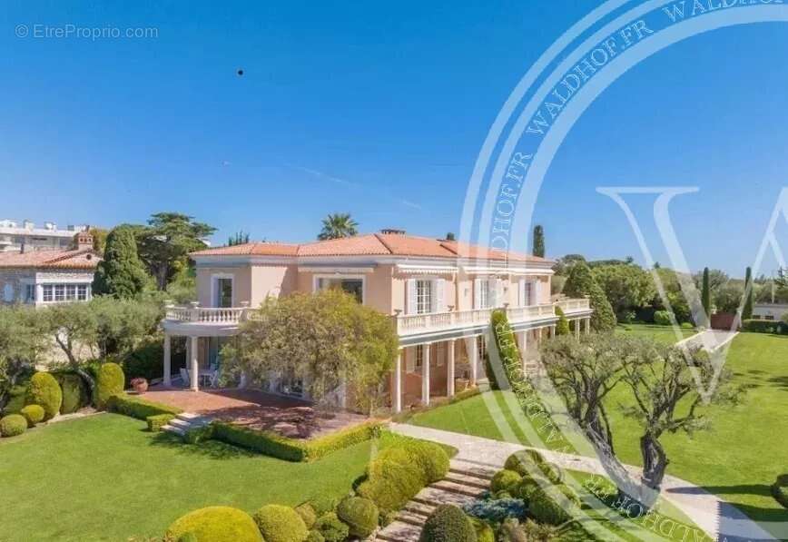 Maison à ANTIBES