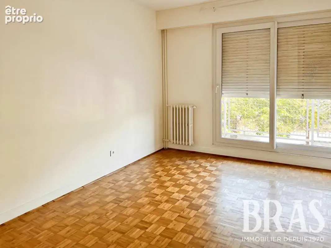 Appartement T5 de 87 m²  avec balcons- Bellevue - cave et parking - photo 6