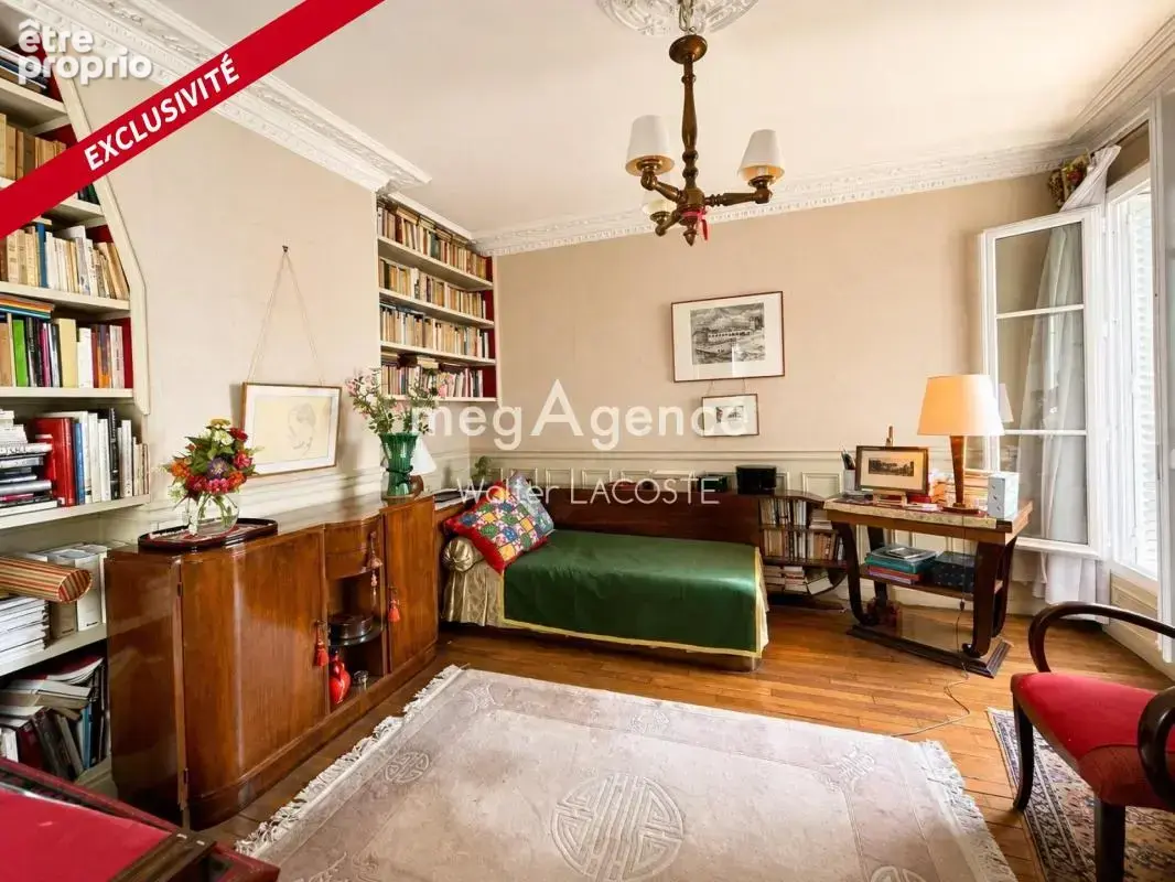 Appartement à PARIS-4E