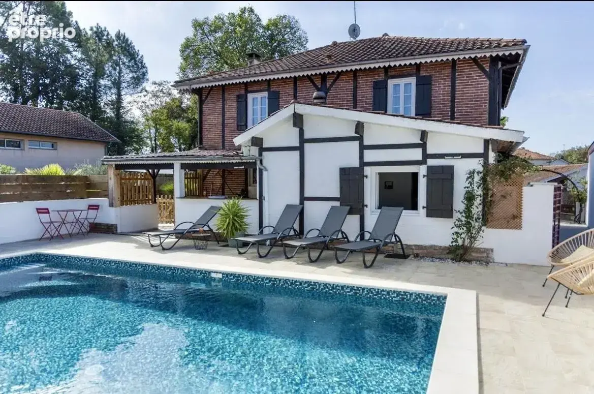 Maison 7 pièces 217 m² à vendre à Herm (40990) - photo 1