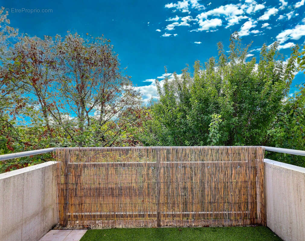 Appartement à SAINT-LOUBES