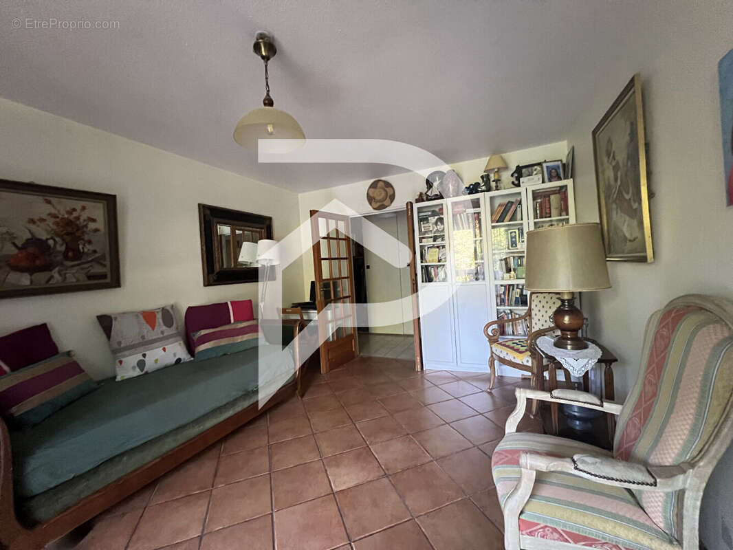 Appartement à ELANCOURT
