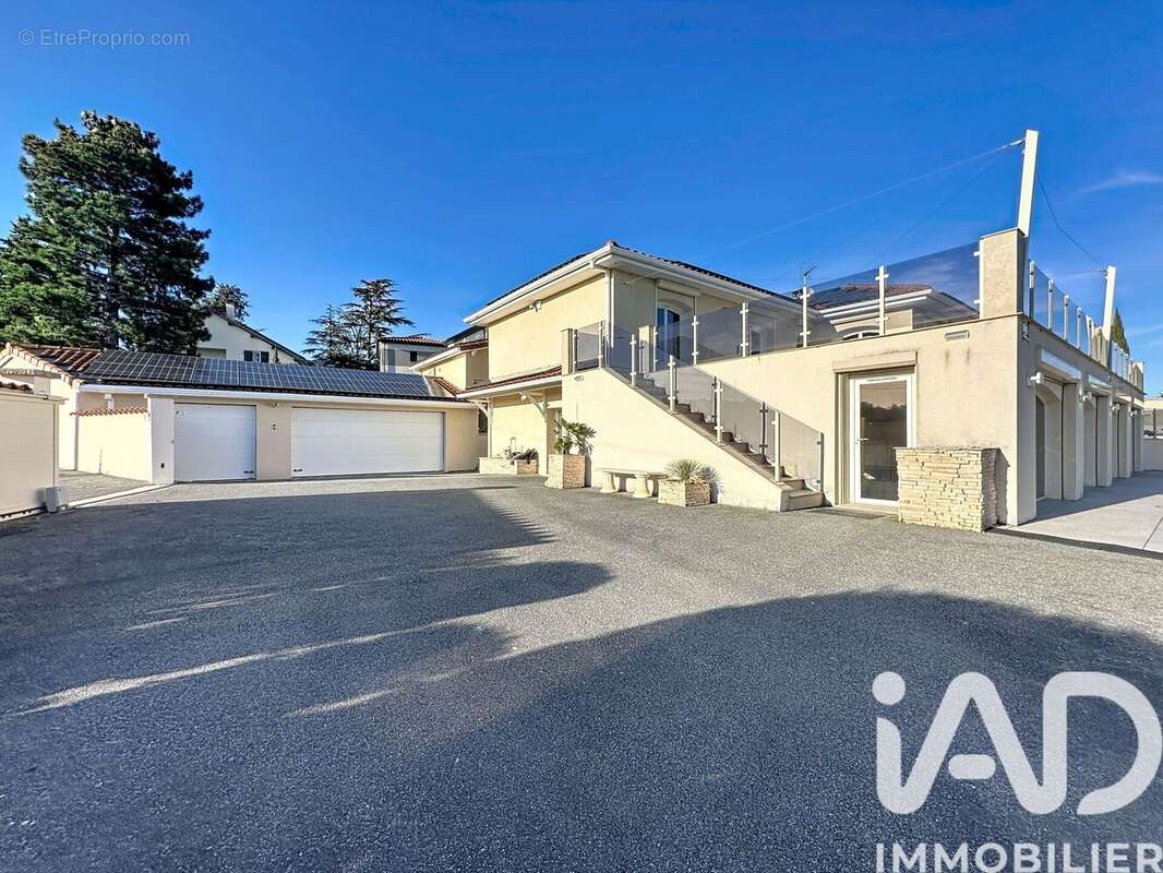 Photo 4 - Maison à SAINT-MARTIN-LA-PLAINE