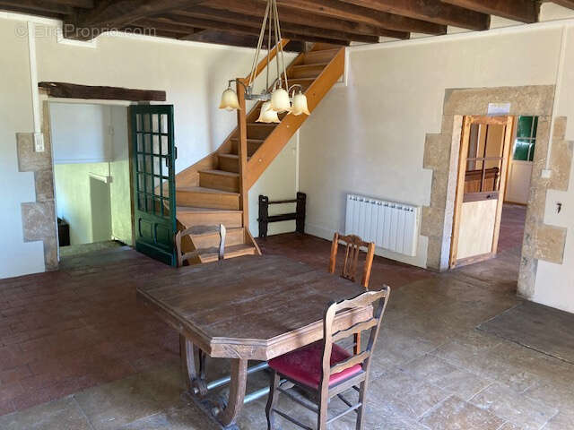 Maison à CHASSY