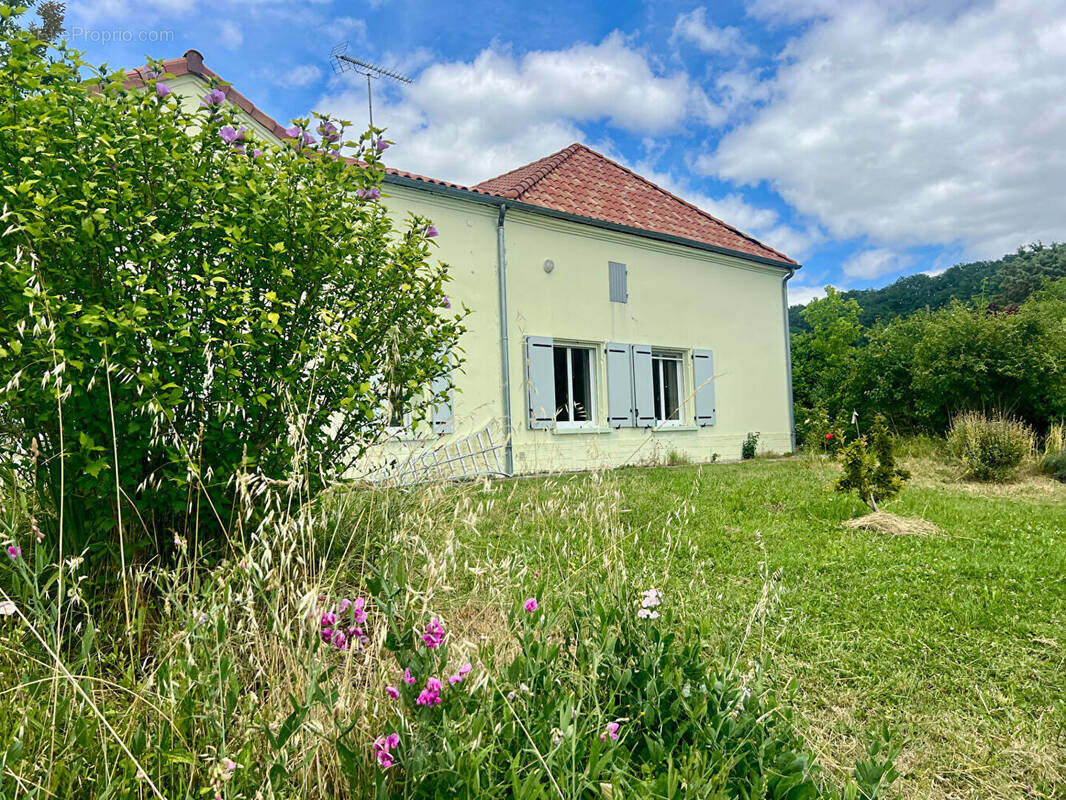 Maison à SAINTE-LIVRADE-SUR-LOT