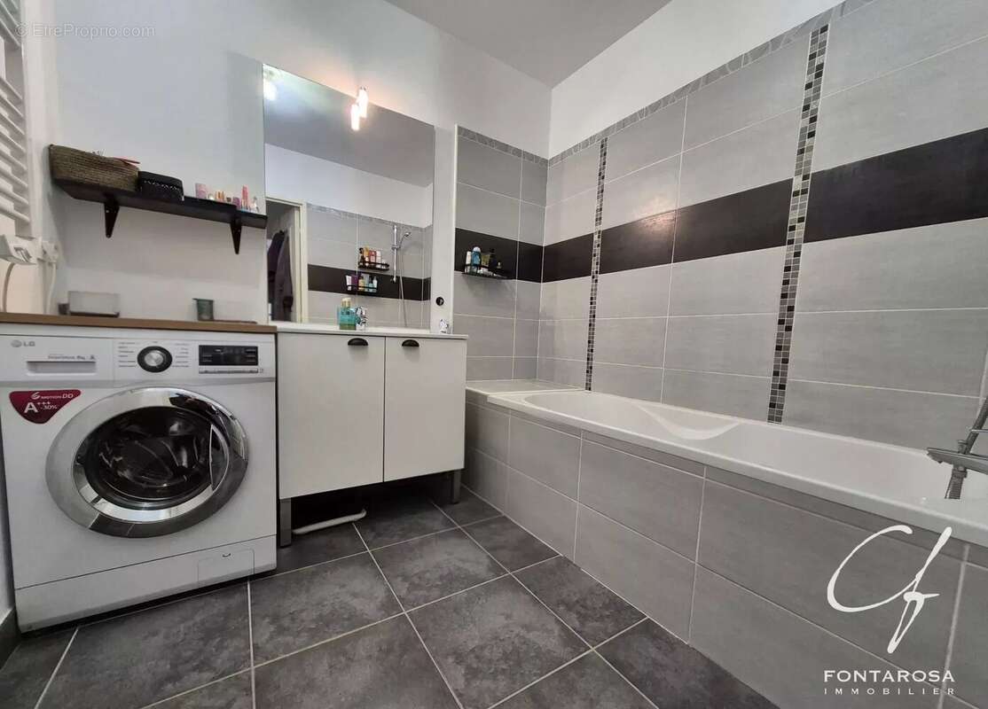 Appartement à FREJUS