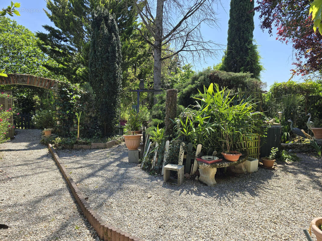 Maison à AUSSAC