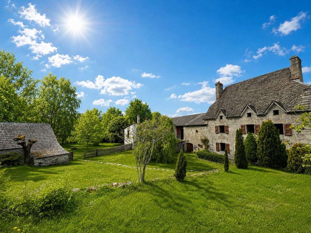 Maison à ALBARET-LE-COMTAL