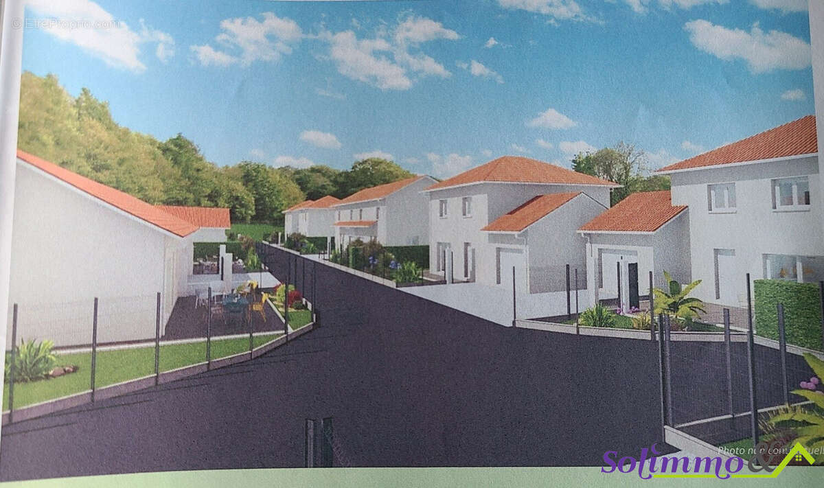 Maison à MONTFERRAT