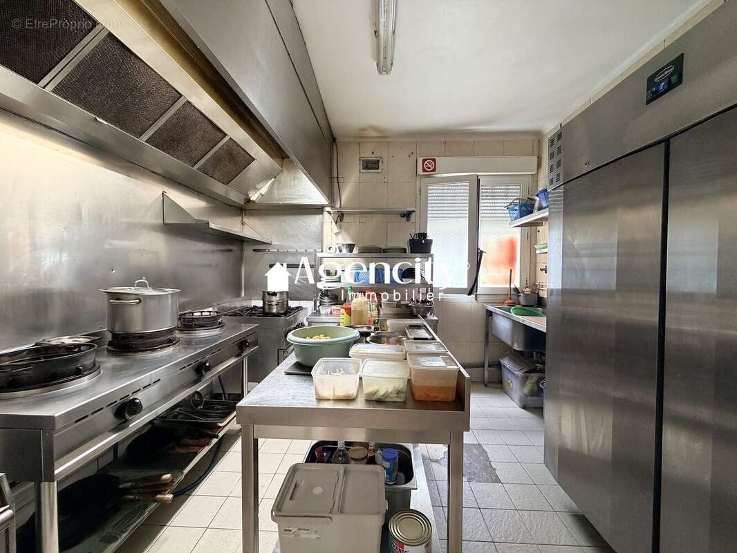 100 m² à Pontault-Combault  - photo 8