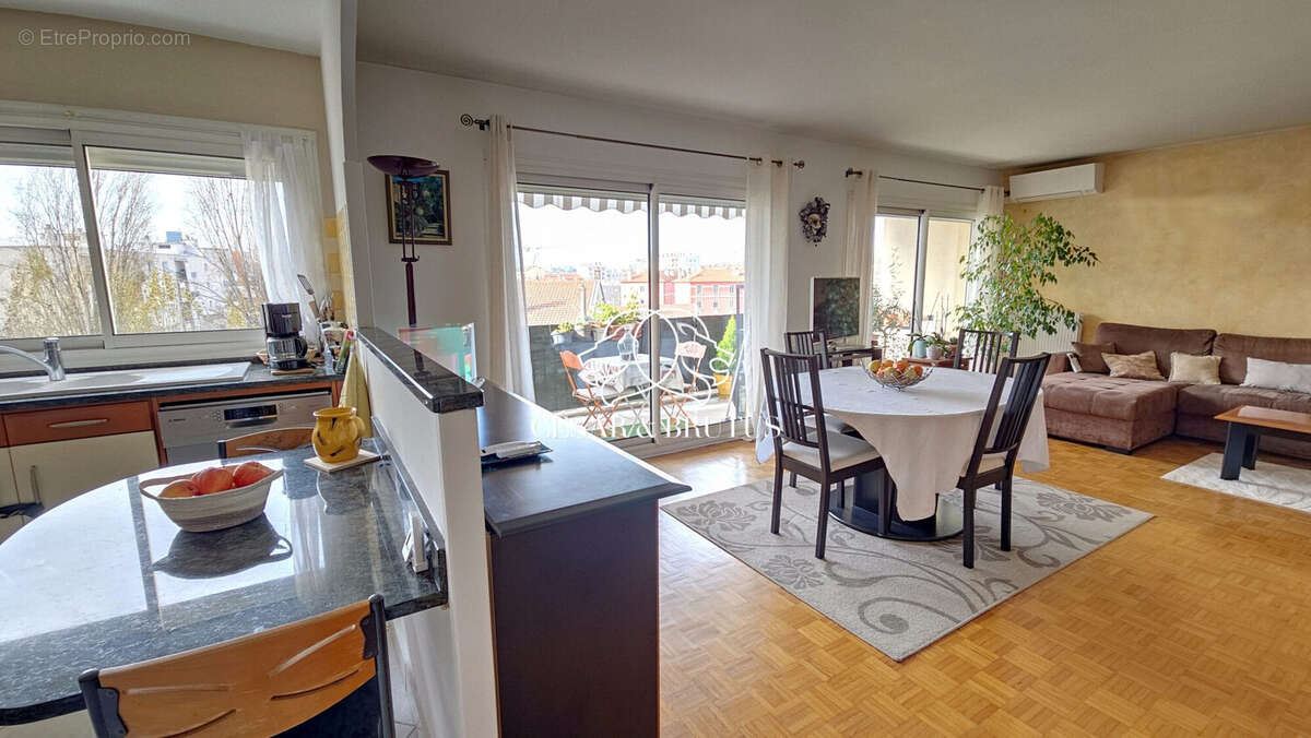 Appartement à VILLEURBANNE