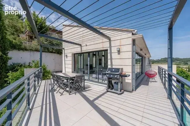 Maison 6 pièces 208 m² à vendre à Le Beausset (83330) - photo 9