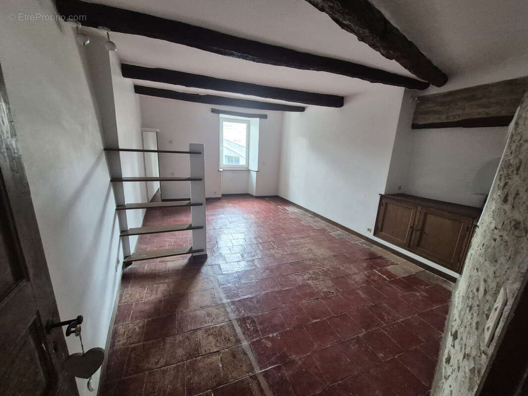 Maison à LA LIVINIERE