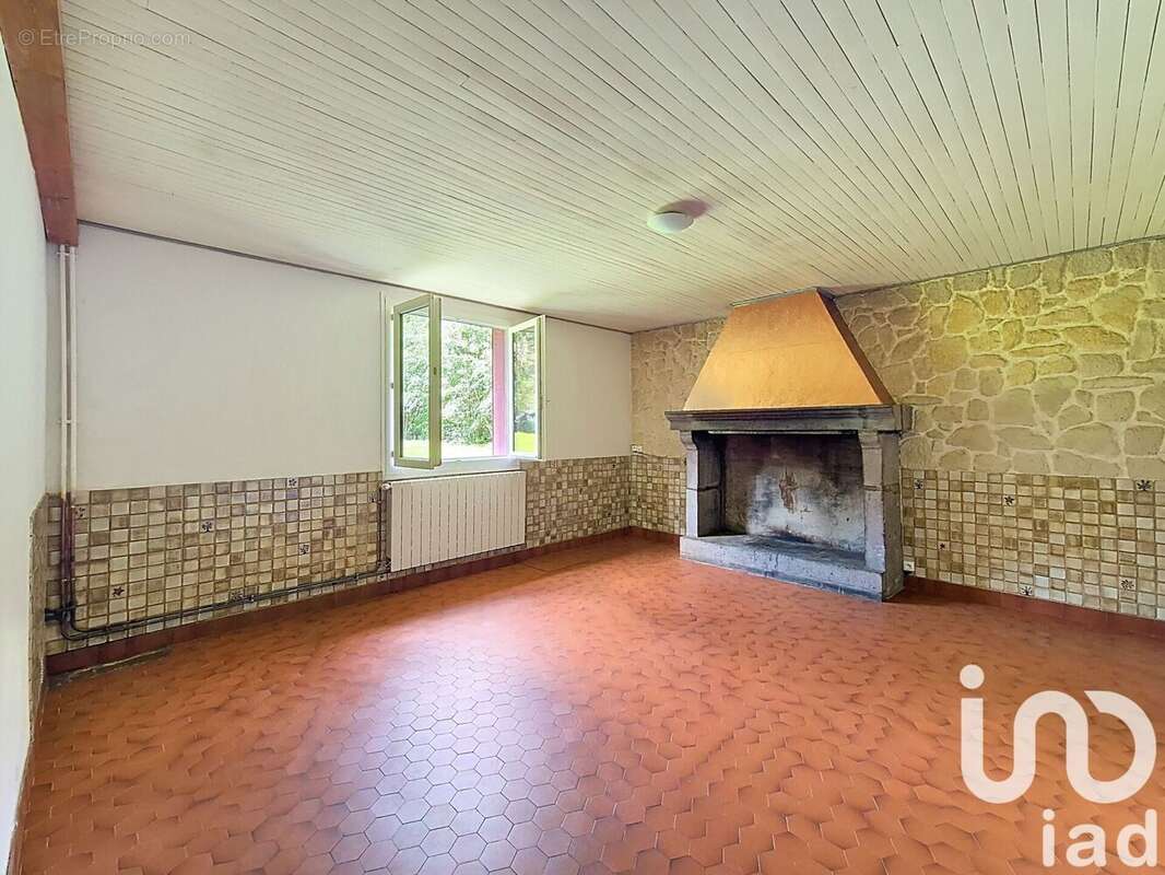 Photo 2 - Maison à SAINT-PIERRE-COLAMINE