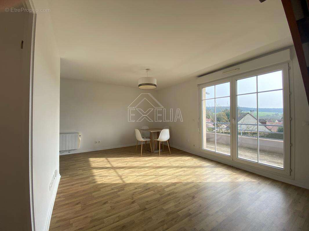 Appartement à BONNIERES-SUR-SEINE