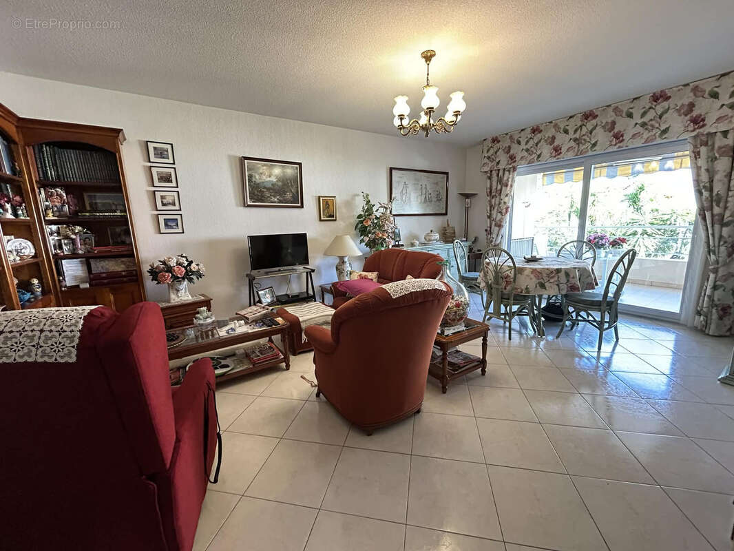 Appartement à SAINT-RAPHAEL