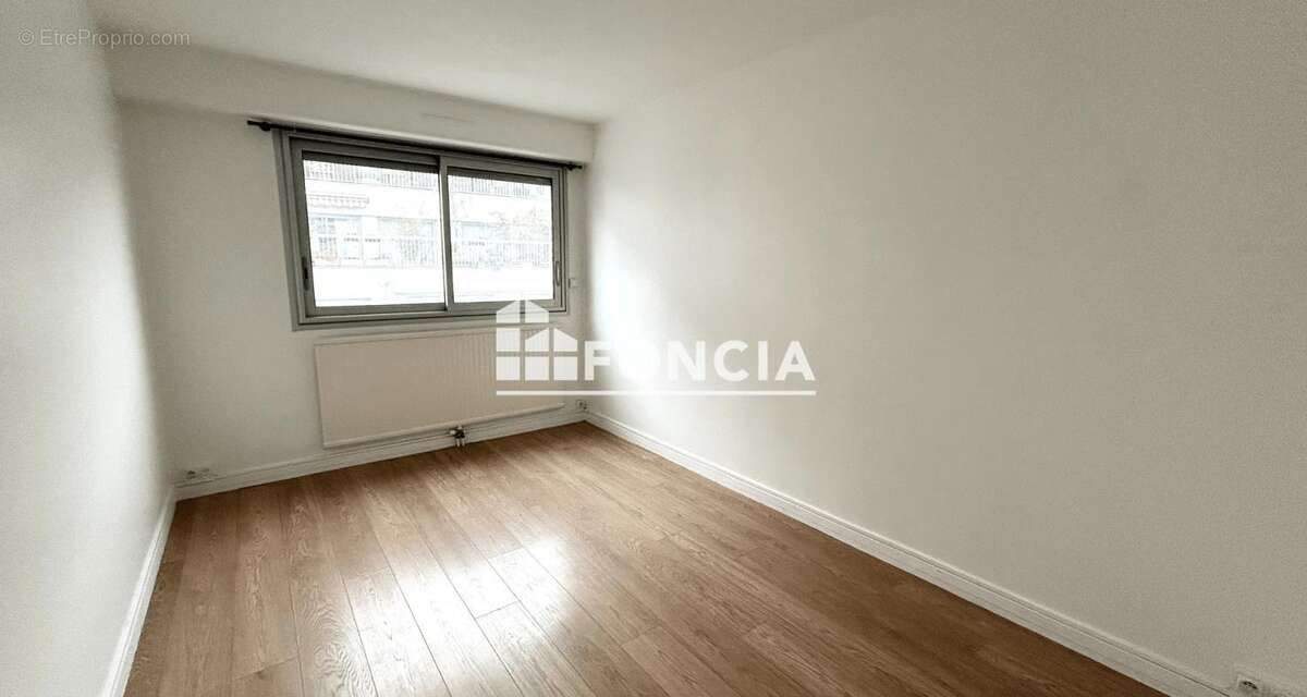 Appartement à PARIS-12E