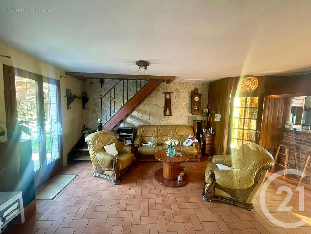 Maison à SAINT-MARD