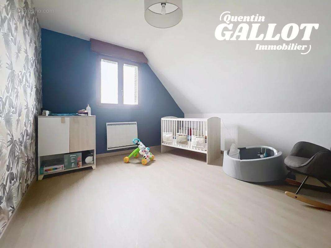 Maison à CAPPELLE-BROUCK