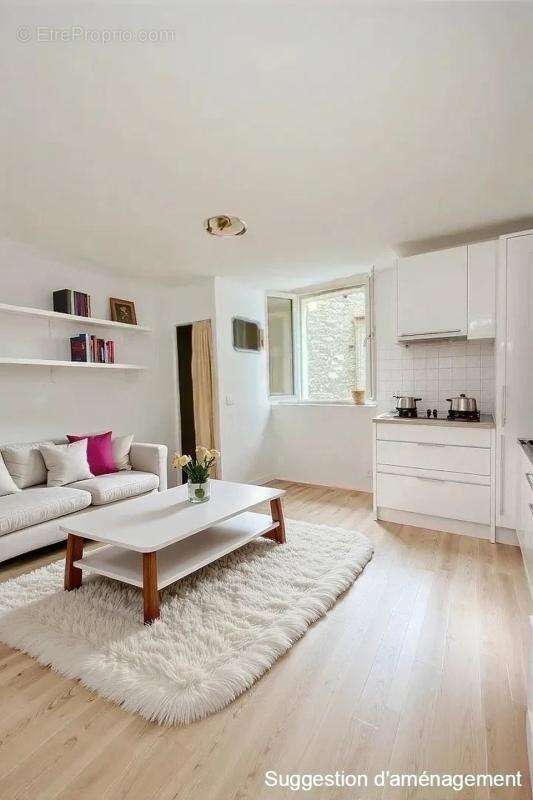 Paris 9 - quartier saint georges - studette de 14m² - photo 2