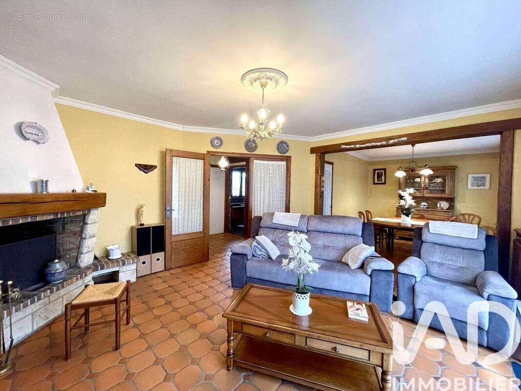 Photo 1 - Maison à VAUJOURS