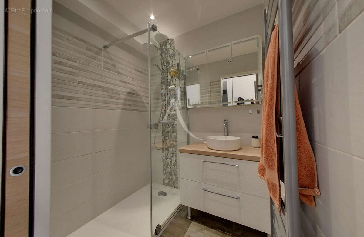 Maison individuelle 7 pièces - superbes prestations ! - photo 7
