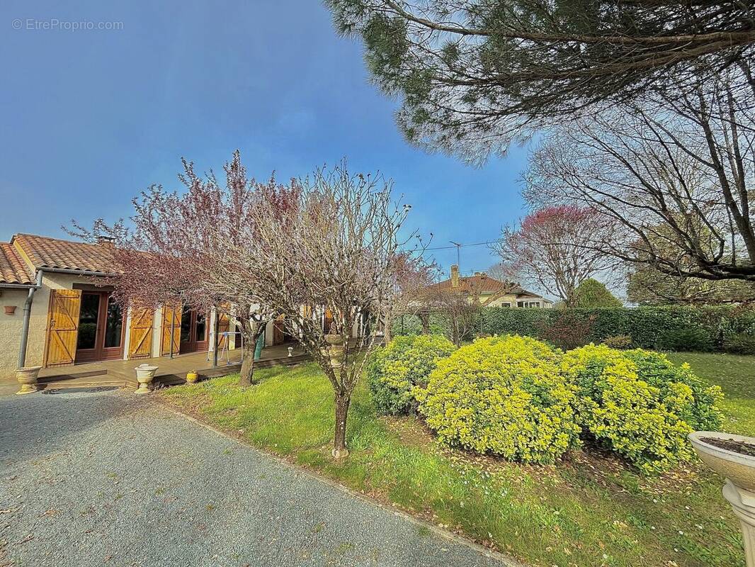 Maison à SAINT-ANTOINE-DE-BREUILH