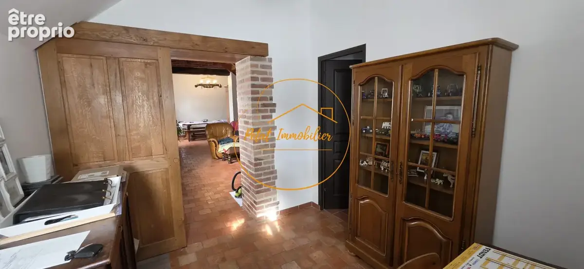 Charmante maison familiale avec dépendances et potentiel - photo 15
