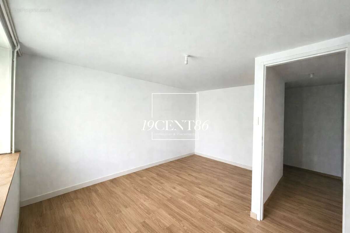 69250 fleurieu-sur-saone – limite neuville – appartement de type 3 en rez-de-jardin avec cave privative – parking et jardin coll - photo 8