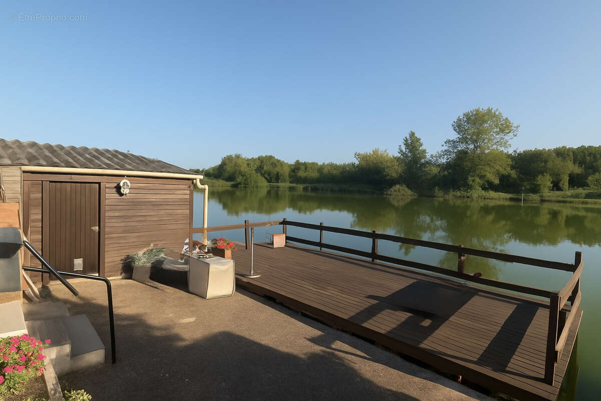 Maison à MILLY-SUR-THERAIN