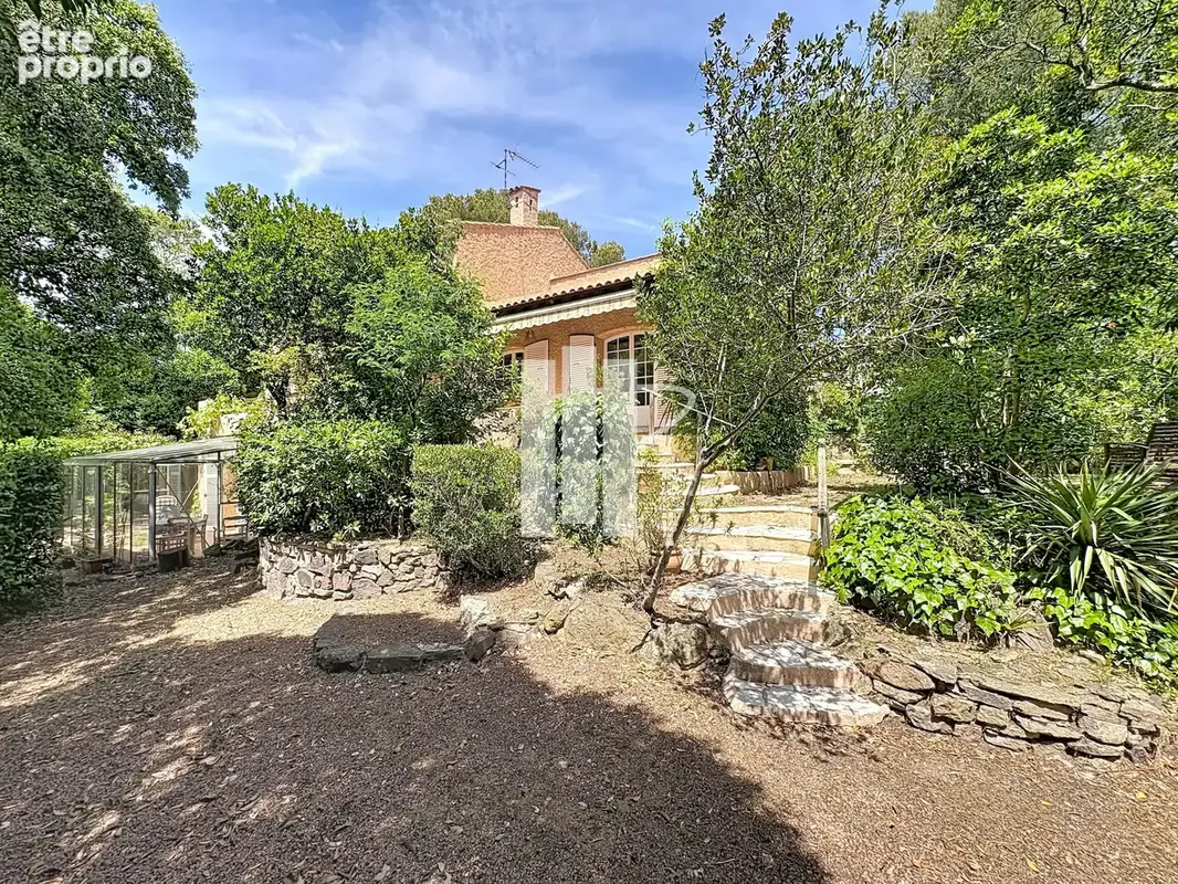 Maison de charme a boulouris - photo 2