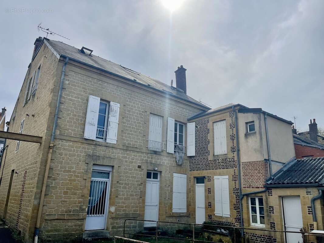 Appartement à CHARLEVILLE-MEZIERES